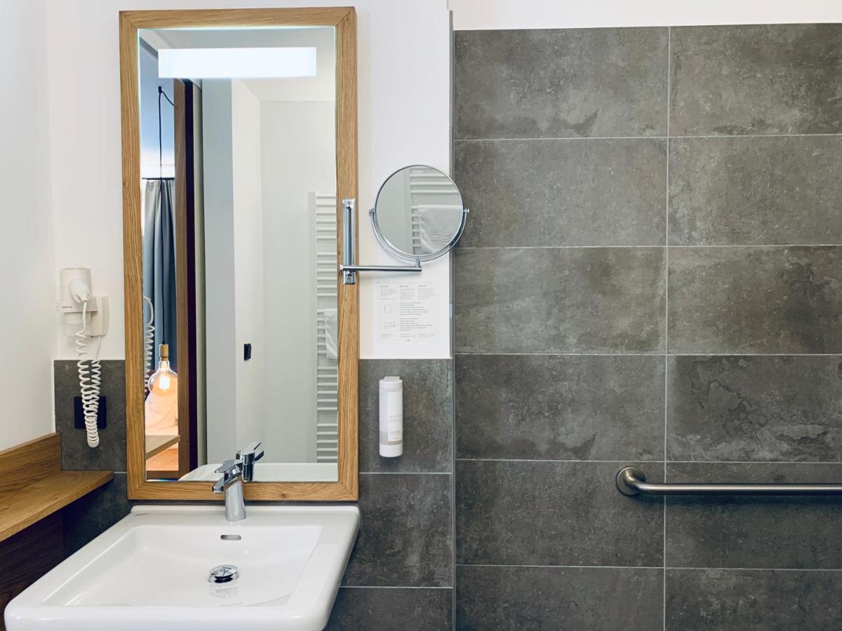 Stadthotel Kachelofen Krumbach Zewnętrze zdjęcie