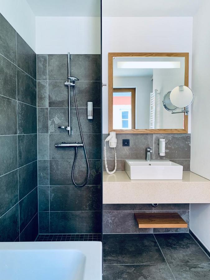Stadthotel Kachelofen Krumbach Zewnętrze zdjęcie